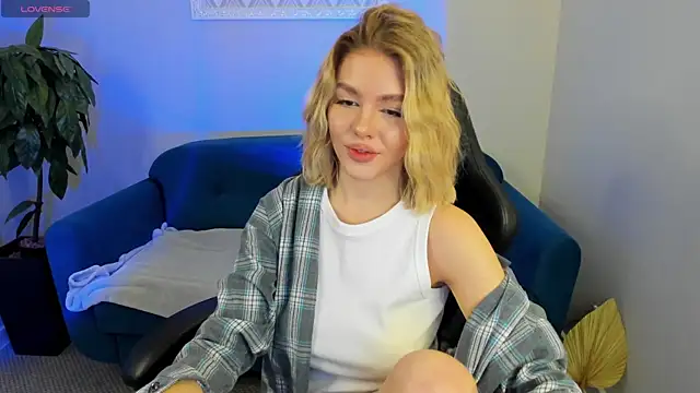 Anna Robinson online show from 15, 3, 2025