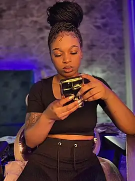 Snapshot of Melany_Williams chatting on 3, 2, 2026 Melany Williams online show from 3, 2, 2026