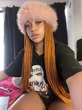 Snapshot of Melany_Williams chatting on 13, 4, 2026 Melany Williams online show from 13, 4, 2026