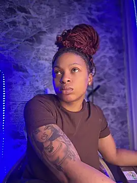 Snapshot of Melany_Williams chatting on 16, 7, 2026 Melany Williams online show from 16, 7, 2026