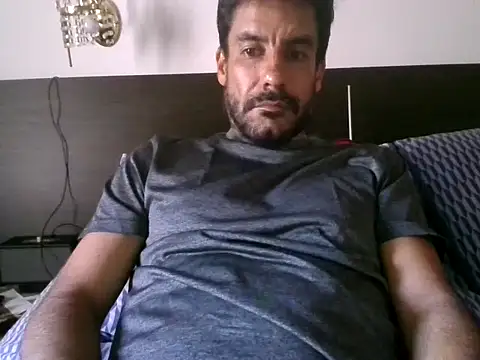 Snapshot of elkike1980 chatting on 18, 5, 2026 elkike1980 online show from 18, 5, 2026