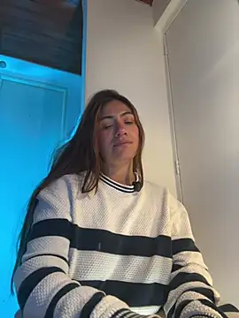 Snapshot of emmily_d chatting on 2, 7, 2026 emmily d online show from 2, 7, 2026