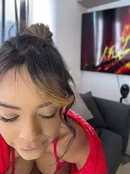 Susanamendezz online show from 27, 6, 2026