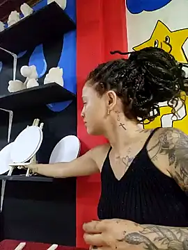 LorenRosse online show from 13, 2, 2025