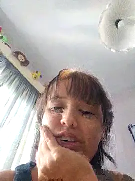 LorenRosse online show from 11, 10, 2025