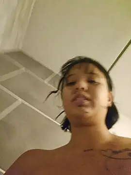 LorenRosse online show from 28, 10, 2025