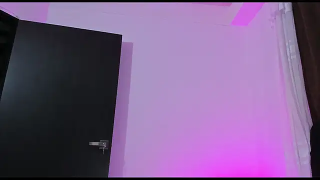 Snapshot of LorenRosse chatting on 1, 3, 2026 LorenRosse online show from 1, 3, 2026