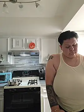 Snapshot of DevilDahm chatting on 24, 10, 2025 DevilDahm online show from 24, 10, 2025