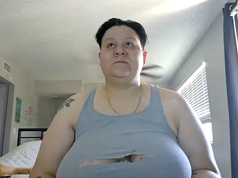 Snapshot of DevilDahm chatting on 2, 11, 2025 DevilDahm online show from 2, 11, 2025