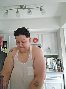 Snapshot of DevilDahm chatting on 9, 11, 2025 DevilDahm online show from 9, 11, 2025