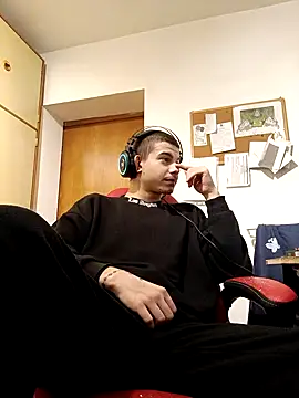 BigDickEnrg7195 online show from 14, 2, 2025