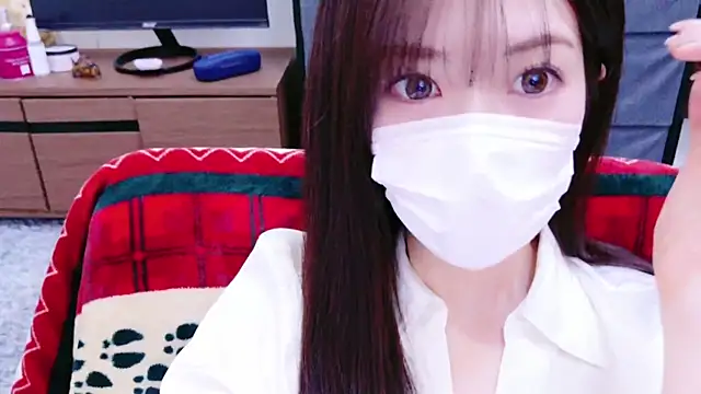 Snapshot of oxo_yuna_oxo chatting on 28, 2, 2025 oxo yuna oxo online show from 28, 2, 2025