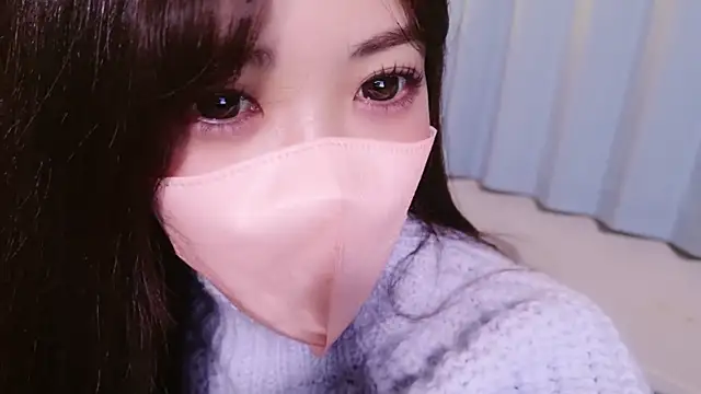 Snapshot of oxo_yuna_oxo chatting on 12, 3, 2025 oxo yuna oxo online show from 12, 3, 2025