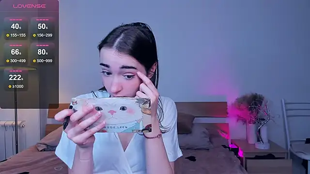 PollyBeev online show from 7, 2, 2025