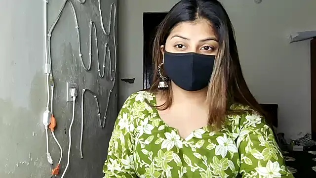 Snapshot of Hoty-Shivangi chatting on 16, 6, 2026 Hoty-Shivangi online show from 16, 6, 2026