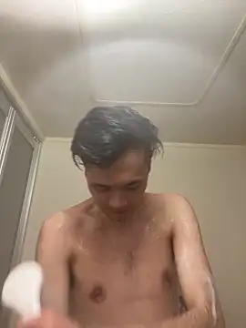 ryusei18570 online show from 4, 2, 2025