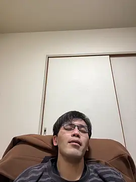 ryusei18570 online show from 14, 2, 2025