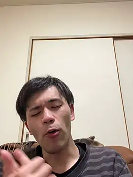 ryusei18570 online show from 14, 2, 2025