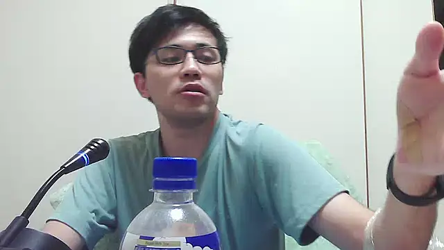 ryusei18570 online show from 13, 9, 2025