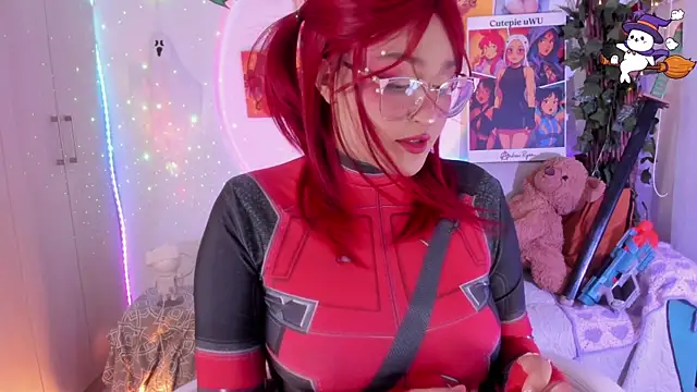 cutepie uwu  online show from 20, 12, 2025