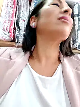 Snapshot of MARIANA-12_ chatting on 1, 3, 2025 MARIANA-12 online show from 1, 3, 2025