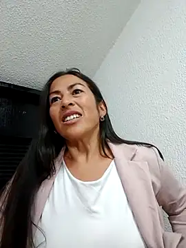Snapshot of MARIANA-12_ chatting on 1, 3, 2025 MARIANA-12 online show from 1, 3, 2025