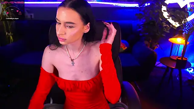 Snow WhiteeeX online show from 30, 1, 2025