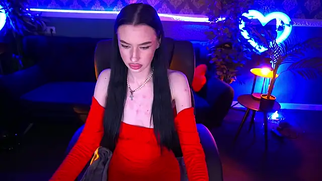 Snow WhiteeeX online show from 2, 2, 2025