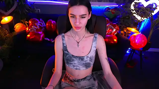 Snow WhiteeeX online show from 9, 2, 2025