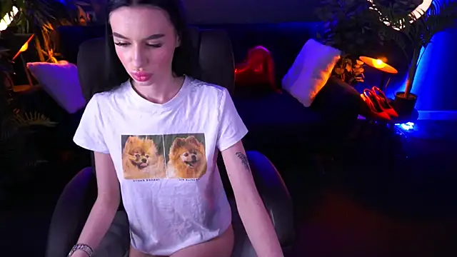 Snow WhiteeeX online show from 19, 3, 2025