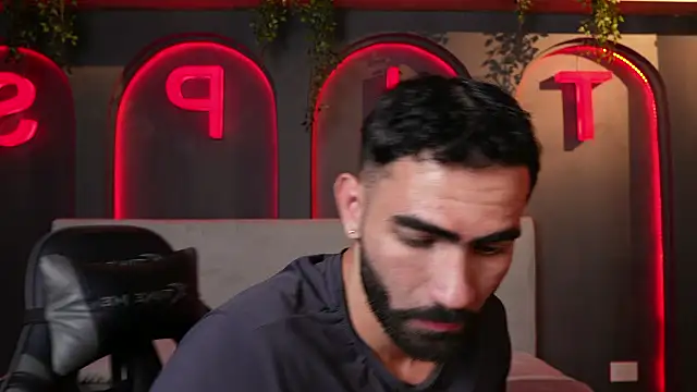 Austin bolt online show from 28, 10, 2025