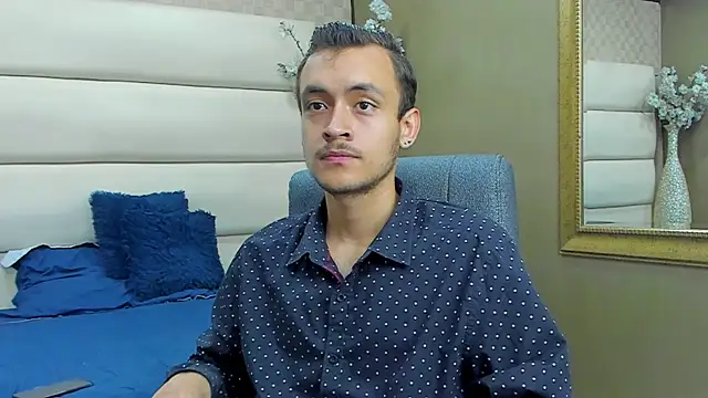 Desmon Clark online show from 30, 1, 2025