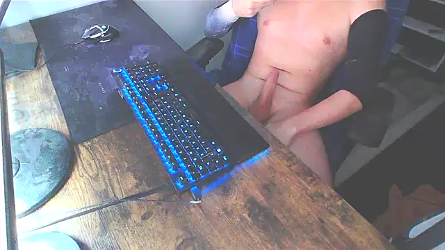 WouldLovetoFuckYou666 online show from 23, 11, 2025