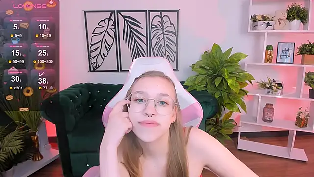 LayriantaVee online show from 22, 2, 2025