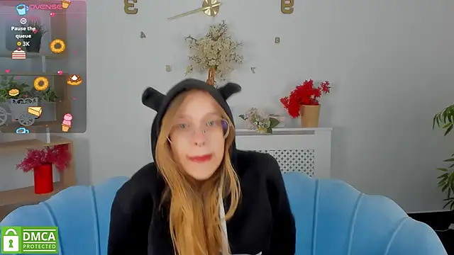 LayriantaVee online show from 10, 10, 2025