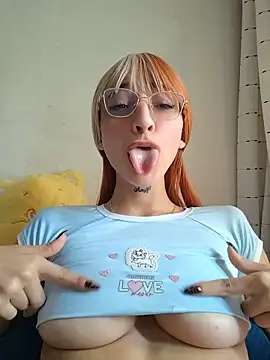 Snapshot of Dani_pegin chatting on 25, 6, 2026 Dani pegin online show from 25, 6, 2026