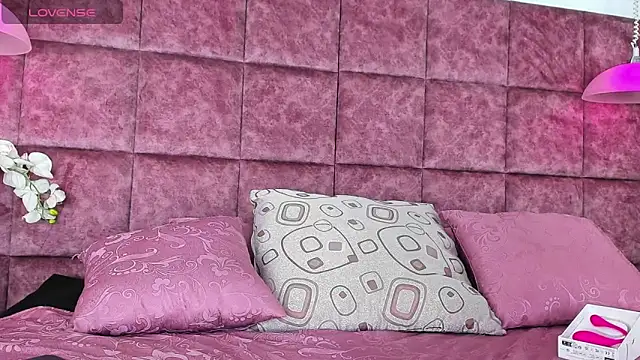 Liah Grey8 online show from 9, 2, 2025