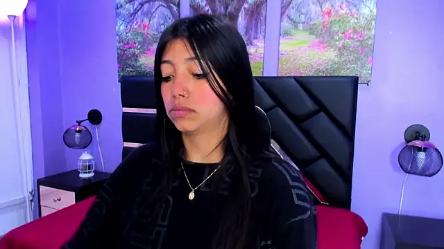 KimberlyVillaLobos online show from 4, 10, 2025