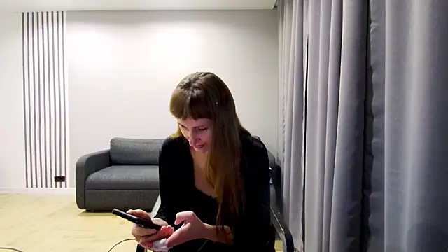 Snapshot of Daniella_Lorente chatting on 11, 1, 2025 Daniella Lorente online show from 11, 1, 2025