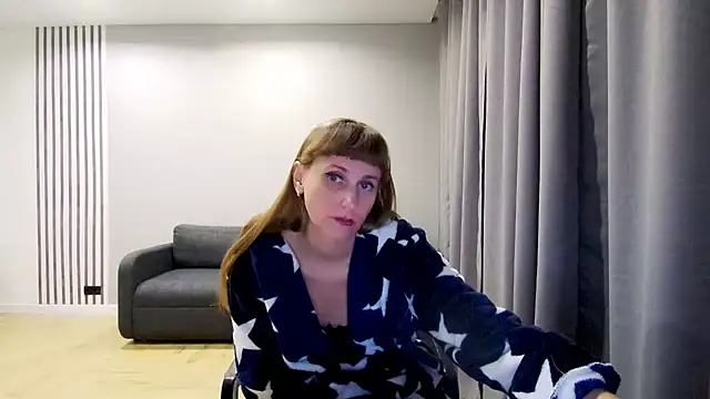 Snapshot of Daniella_Lorente chatting on 12, 1, 2025 Daniella Lorente online show from 12, 1, 2025