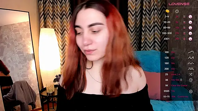 hannacheekss  online show from 10, 11, 2025