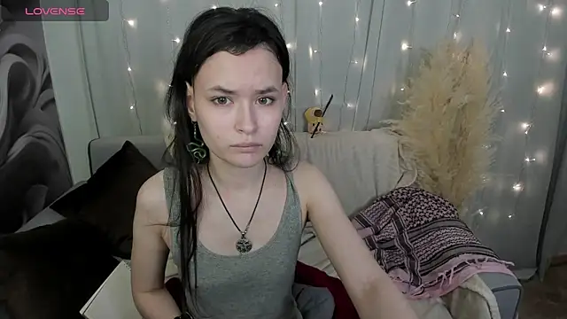 Snapshot of Emily_Strikeee chatting on 19, 1, 2025 Emily Strikeee online show from 19, 1, 2025