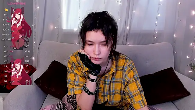 Snapshot of Emily_Strikeee chatting on 1, 3, 2025 Emily Strikeee online show from 1, 3, 2025