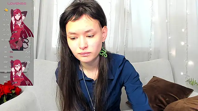 Snapshot of Emily_Strikeee chatting on 4, 3, 2025 Emily Strikeee online show from 4, 3, 2025