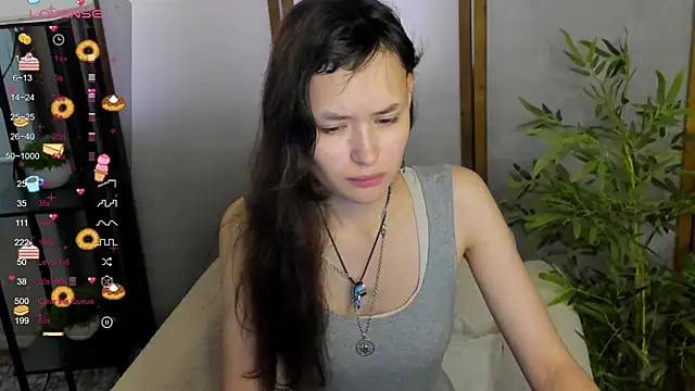 Snapshot of Emily_Strikeee chatting on 14, 9, 2025 Emily Strikeee online show from 14, 9, 2025