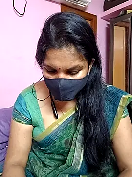 Snapshot of Lilly-queen chatting on 19, 3, 2025 Lilly-queen online show from 19, 3, 2025