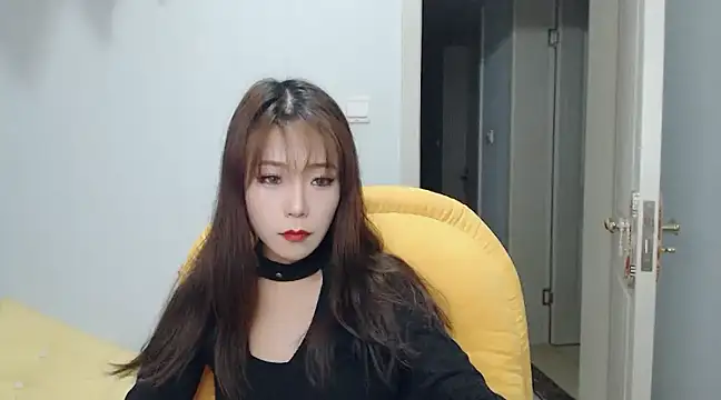 Snapshot of SuSushi728 chatting on 5, 1, 2025 SuSushi728 online show from 5, 1, 2025