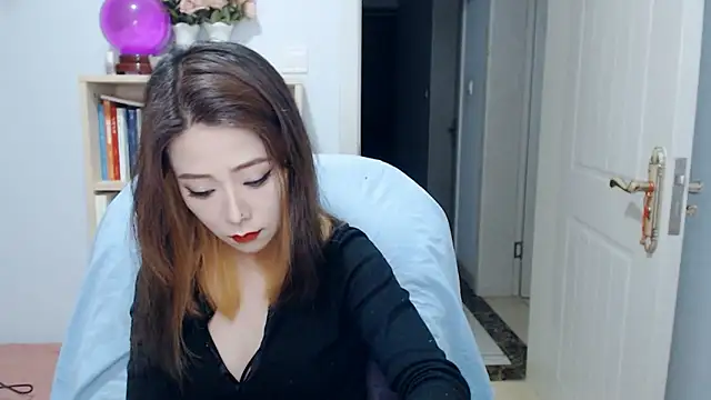 SuSushi728 online show from 26, 4, 2026