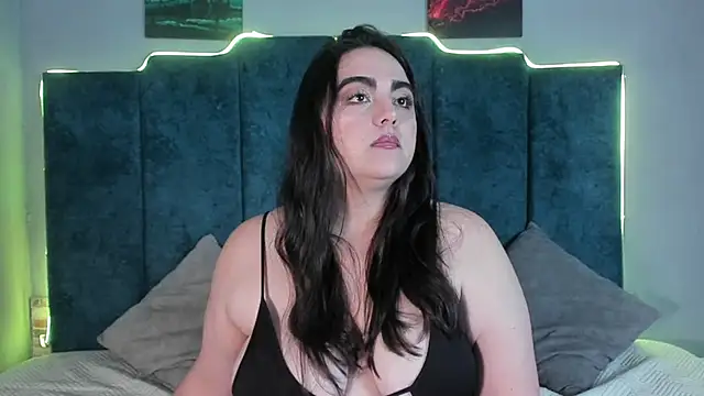 Snapshot of anniie_sweett_ chatting on 7, 10, 2025 anniie sweett online show from 7, 10, 2025