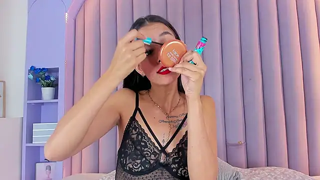 Snapshot of ChanelAdamss_ chatting on 17, 1, 2025 ChanelAdamss online show from 17, 1, 2025
